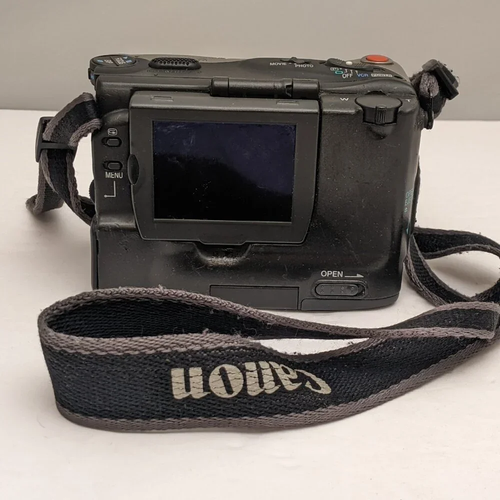 CANON ZR MiniDV Digital Video Camcorder Kit | NTSC | ZR KIT [ ** PARTIAL ** ]
